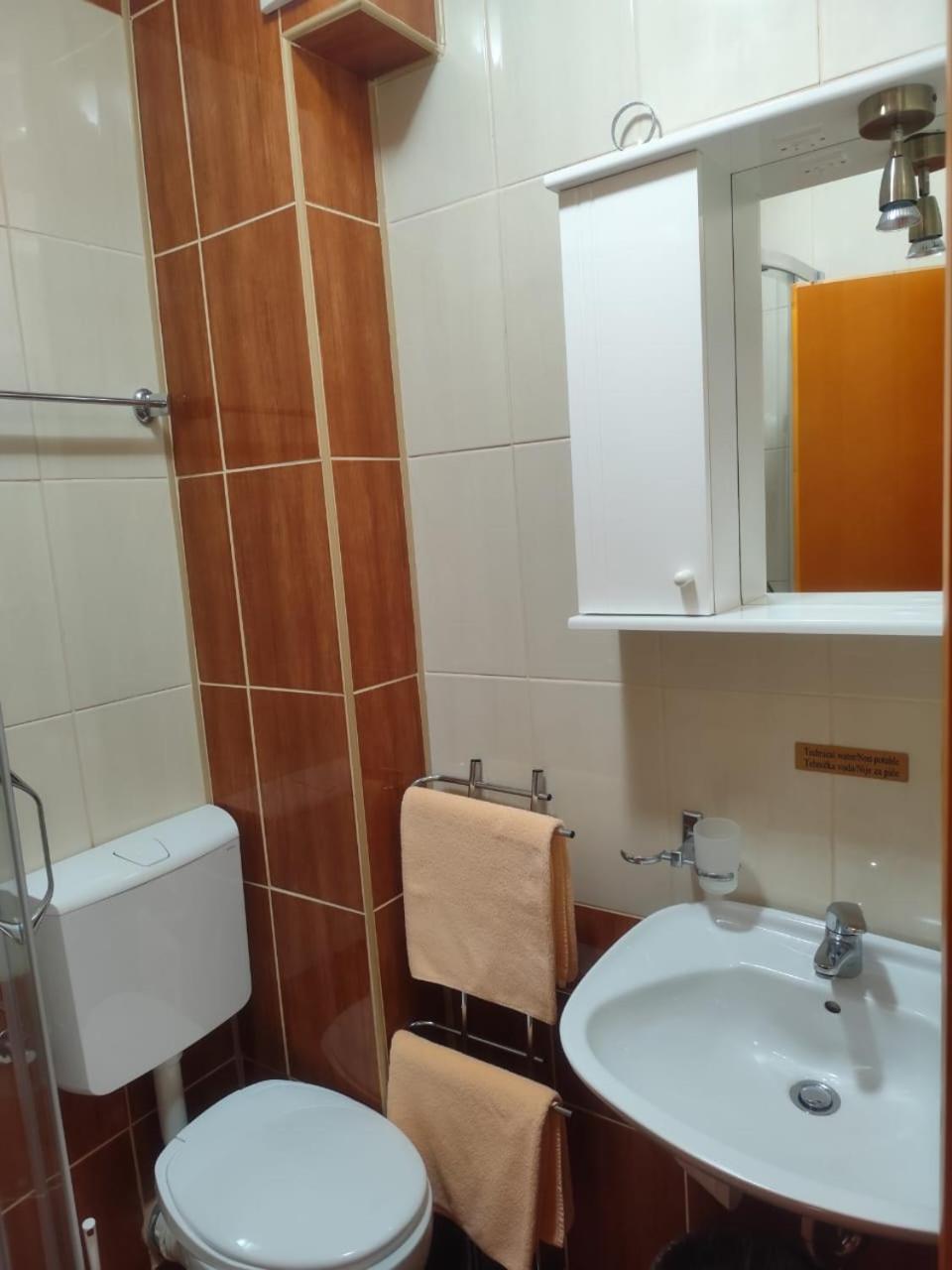 Villa Dvor Kornic Budva Room photo